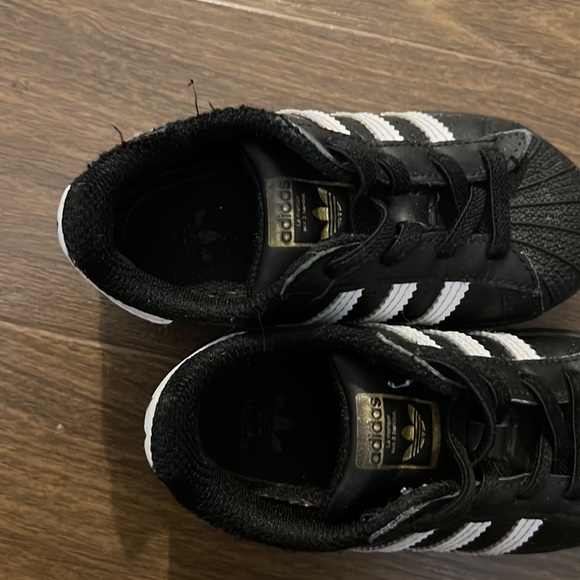 Adidas kids shell toe - Picture 5 of 5